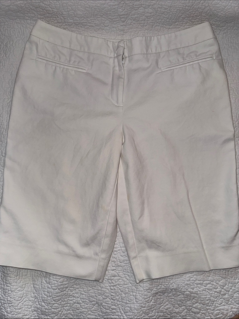 Women's Chicos Cream Tailored Bermuda Shorts